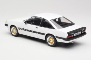 Opel Manta B Sport Blanco MCG 1:18 MCG18237 Metal - imagen 5 de 6