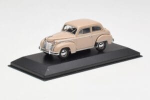 Opel Olympia A Beige Minichamps 1:43 430040404 Metal - imagen 2 de 4
