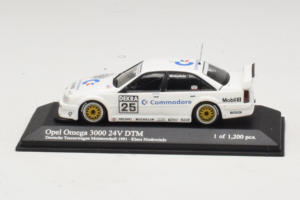Opel Omega 3000 24V #25 K. Niedzwiedz DTM 1991 Minichamps 1:43 400914425 Metal