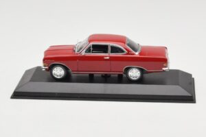 Opel Rekord A Rojo Minichamps 1:43 400041004 Metal