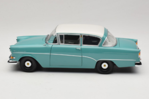 Opel Rekord P1 Azul Turquesa Minichamps 1:18 180043200 Metal - imagen 4 de 8
