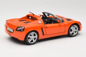 Opel Speedster Naranja Maisto 1:18 31615 Metal - imagen 3 de 8