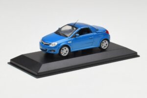 Opel Tigra Twin Top Azul Minichamps 1:43 919084 Metal - imagen 2 de 4