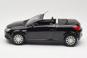 Opel Tigra TwinTop B Negro Norev 1:18 183600 Metal - imagen 4 de 8