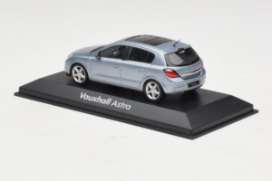 Opel Astra H Blue Metallic Minichamps 1:43 ASTRA004 Metal - imagen 3 de 4