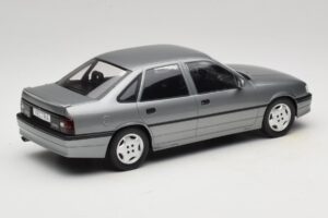 Opel Vectra A 2000 16V Gris Oscuro MCG 1:18 MCG18462 Metal - imagen 2 de 6