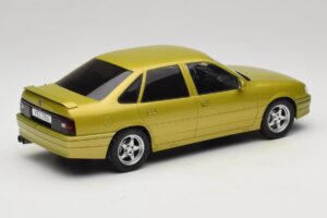 Opel Vectra A 2000 16V Amarillo MCG 1:18 MCG18463 Metal - imagen 2 de 6