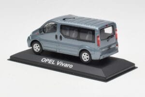 Opel Vivaro A Gris Azulado Minichamps 1:43 VIVARO001 Metal - imagen 3 de 4