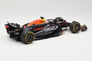 Red Bull Racing RB20 #1 M. Verstappen Winner China GP 2024 Minichamps 1:18 110240501 Metal - imagen 2 de 6