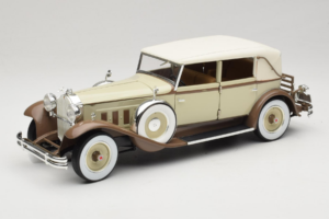 Packard Brewster Blanco Signature Models 1:18 PACKARD001 Metal
