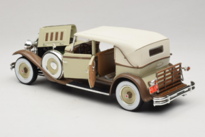 Packard Brewster Blanco Signature Models 1:18 PACKARD001 Metal - imagen 5 de 8