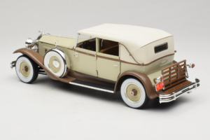 Packard Brewster Blanco Signature Models 1:18 PACKARD001 Metal - imagen 7 de 8