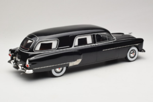 Packard Henney Negro BoS Models 1:18 BOS342 Metal - imagen 2 de 6