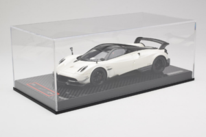 Pagani Huayra BC White Metallic Yy Model 1:18 REMC025 Resina - imagen 6 de 7
