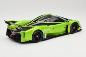 Pagani Huayra R Verde LCD 1:18 LCD18012-GR Metal - imagen 3 de 8