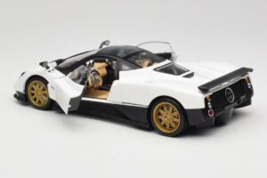 Pagani Zonda F Blanco Mondo Motors 1:18 157655 Metal - imagen 5 de 8