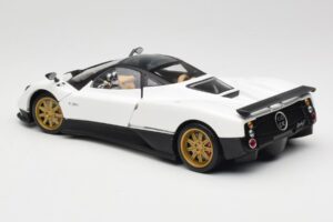 Pagani Zonda F Blanco Mondo Motors 1:18 157655 Metal - imagen 7 de 8