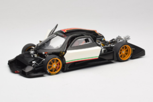 Pagani Zonda R Revolucion Blanco AUTOart 1:18 78262 Metal - imagen 2 de 8