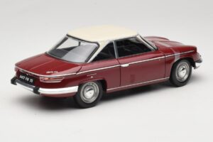 Panhard 24 CT Rojo Solido 1:18 1832500 Metal - imagen 3 de 8