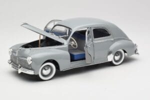 Peugeot 203 Gris Clair Solido 1:18 8145 Metal - imagen 2 de 8