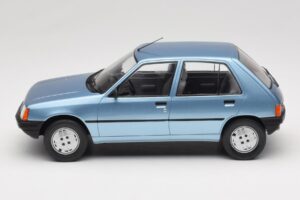 Peugeot 205 Azul MCG 1:18 MCG18491 Metal - imagen 3 de 6