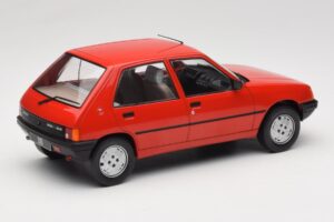 Peugeot 205 Rojo MCG 1:18 MCG18492 Metal - imagen 2 de 6