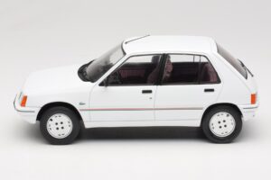 Peugeot 205 Blanco MCG 1:18 MCG18493 Metal - imagen 3 de 6
