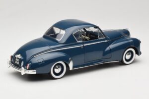 Peugeot 302 Coupe Azul Solido 1:18 8168 Metal - imagen 3 de 8