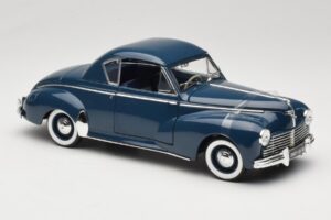 Peugeot 302 Coupe Azul Solido 1:18 8168 Metal - imagen 6 de 8