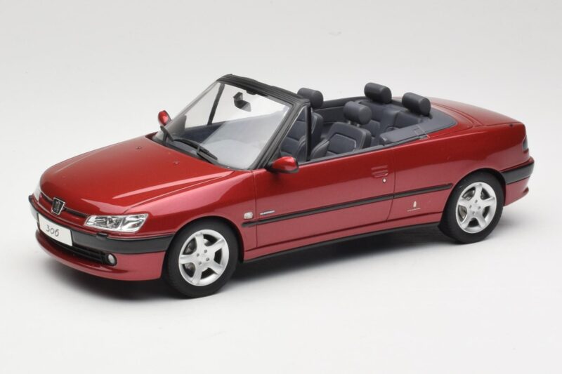 Peugeot 306 Descapotable Rojo Otto 1:18 OT042 Resina