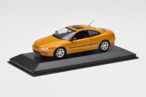 Peugeot 406 Coupé Dorado Metálico Minichamps 1:43 430112628 Metal - imagen 2 de 4