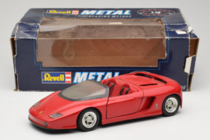 Pininfarina Mythos Rojo Revell 1:18 8806 Metal - imagen 8 de 8
