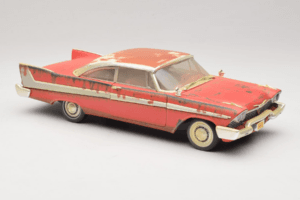 Plymouth Fury Rojo Christine Versión Sucia Auto World 1:18 AWSS119/06 Metal - imagen 6 de 8