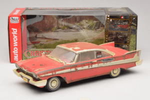 Plymouth Fury Rojo Christine Versión Sucia Auto World 1:18 AWSS119/06 Metal - imagen 8 de 8