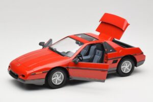 Pontiac Fiero GT Rojo Road Signature 1:18 92588 Metal - imagen 2 de 8
