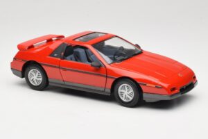Pontiac Fiero GT Rojo Road Signature 1:18 92588 Metal - imagen 6 de 8