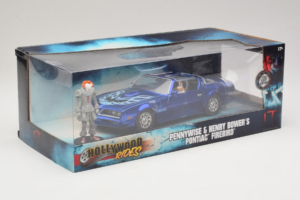 Pontiac Firebird Pennywise With Figure Jada 1:24 31118 Metal - imagen 2 de 3