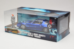 Pontiac Firebird Pennywise With Figure Jada 1:24 31118 Metal - imagen 3 de 3