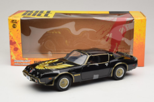 Pontiac Firebird Trans Am Kill Bill Movie Greenlight 1:18 12951 Metal - imagen 6 de 6