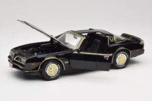Pontiac Firebird Trans Am SE Smokey and the Bandit Joyride 1:18 33121 Metal - imagen 2 de 8
