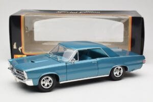 Pontiac GTO Hurst Edition Azul Maisto 1:18 531885 Metal - imagen 8 de 8