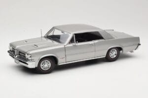 Pontiac GTO Plata Sun Star 1:18 1821 Metal