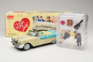 Pontiac Star Chief I Love Lucy Nautilus Blue Blanco Sun Star 1:18 5057 Metal - imagen 7 de 7