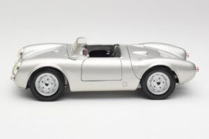 Porsche 550 A Spyder Plata Maisto 1:18 50314 Metal - imagen 4 de 8