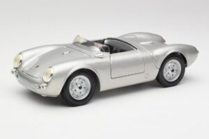 Porsche 550 A Spyder Plata Maisto 1:18 50314 Metal