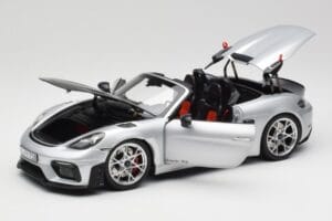 Porsche 718 Spyder RS Weissach Pack GT-Silver Metallic Norev 1:18 187270 Metal - imagen 2 de 8