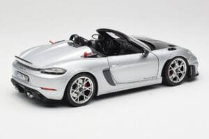 Porsche 718 Spyder RS Weissach Pack GT-Silver Metallic Norev 1:18 187270 Metal - imagen 3 de 8