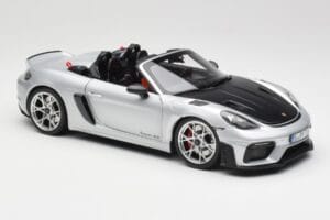 Porsche 718 Spyder RS Weissach Pack GT-Silver Metallic Norev 1:18 187270 Metal - imagen 6 de 8