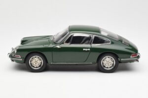 Porsche 901 Verde CMC 1:18 M-067B Metal - imagen 3 de 6
