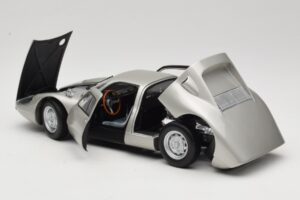 Porsche 904 GTS Plateado Minichamps 1:18 180067722 Metal - imagen 5 de 8